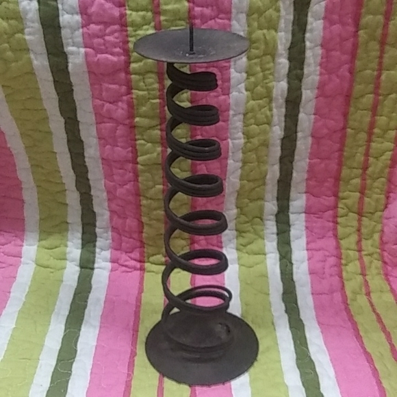 Rustic Looking Metal Spiral Candleholder - Picture 2 of 4